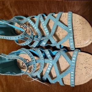 daisy fuentes Teal sandals with rhymestone accents